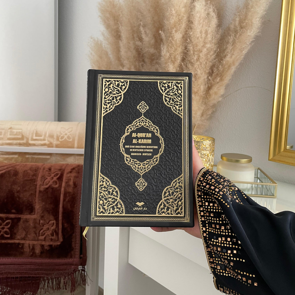 Koran mit deutscher Übersetzung